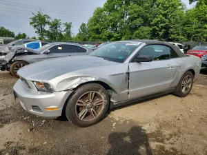 Ford Mustang 3.7L 6 2012