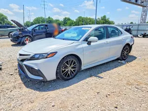 Toyota Camry 2.5L 4 2023