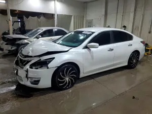 Nissan Altima 2.5L 4 2015