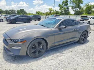 Ford Mustang 2.3L 4 2021