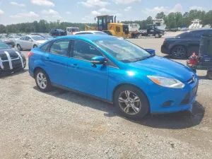 Ford Focus 2.0L 4 2013