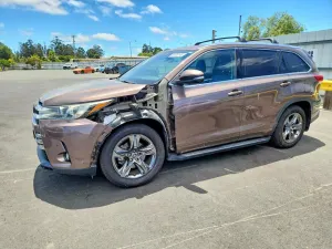 Toyota Highlander 3.5L 6 2018
