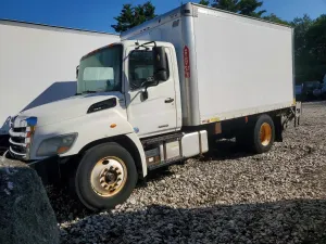 Hino Motors 258 / 268 7.6L 6 2015