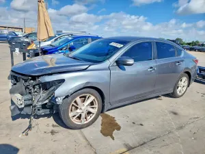 Nissan Altima 2.5L 4 2015