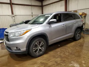 Toyota Highlander 3.5L 6 2016