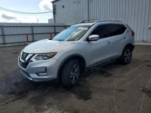 Nissan Rogue 2.5L 4 2017