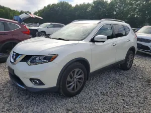 Nissan Rogue 2.5L 4 2015