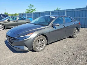 Hyundai Elantra 2.0L 4 2023