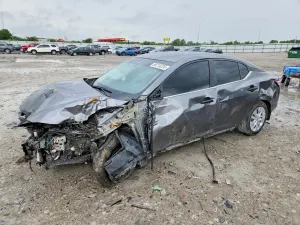 Nissan Sentra 2.0L 4 2025