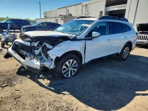 Subaru Outback 2.5L 4 2022