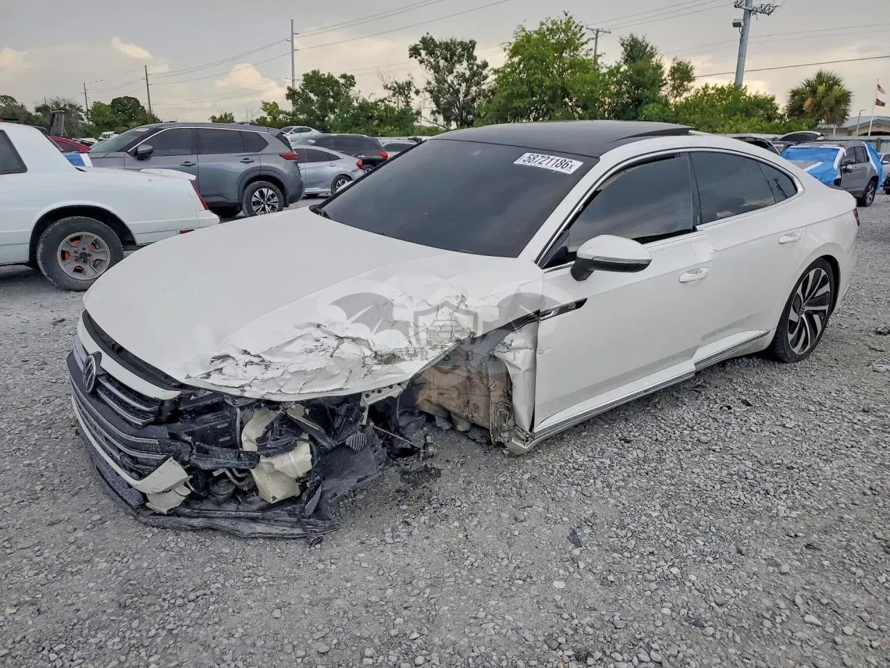 Volkswagen Arteon 2.0L 4 2021