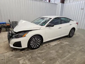 Nissan Altima 2.5L 4 2025