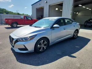 Nissan Sentra 2.0L 4 2023