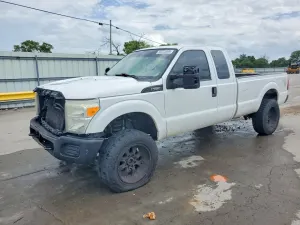 Ford F-250 6.2L 8 2013