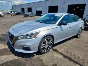 Nissan Altima 2.5L 4 2020