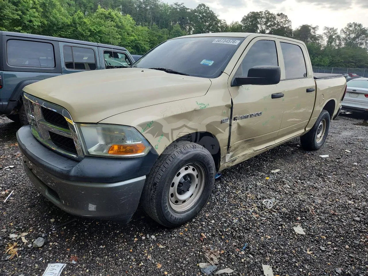 Dodge RAM 5.7L 8 2011