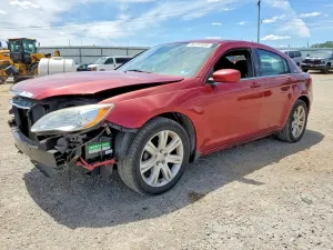Chrysler 200 2.4L 4 2013