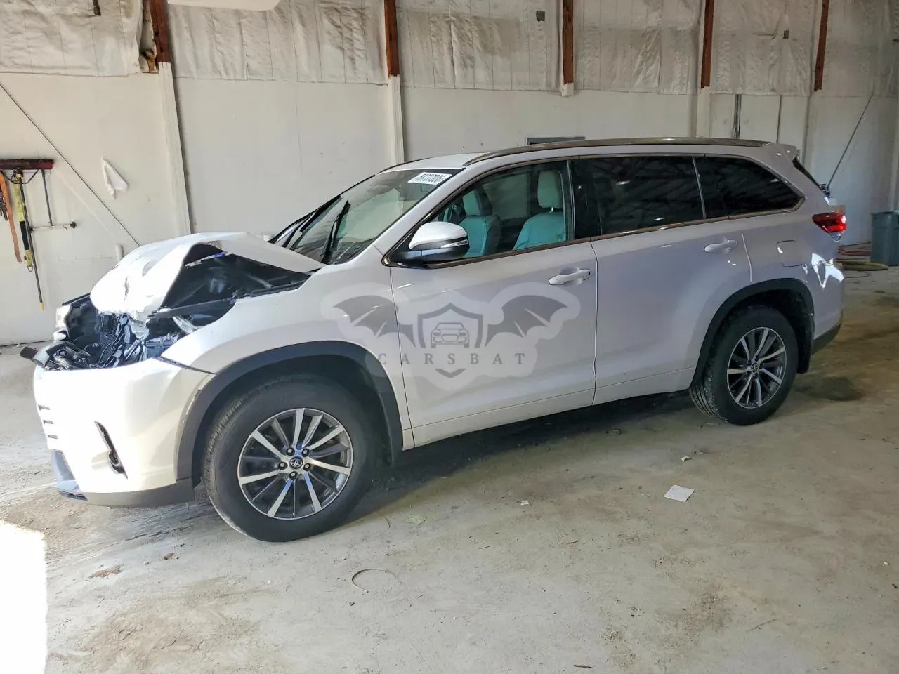 Toyota Highlander 3.5L 6 2017