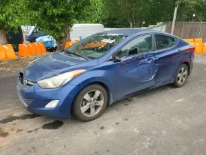 Hyundai Elantra 1.8L 4 2013