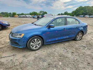 Volkswagen Jetta 1.4L 4 2016