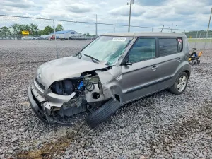 Kia Soul 2.0L 4 2011
