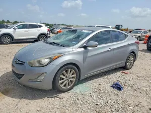 Hyundai Elantra 1.8L 4 2015