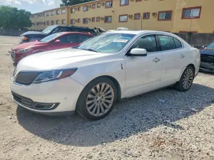 Lincoln MKS 3.7L 6 2015