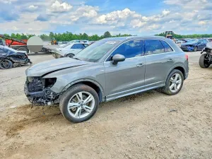 Audi Q3 2.0L 4 2021