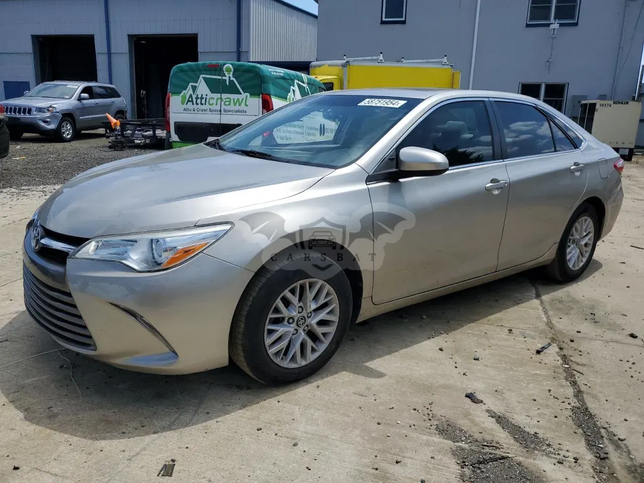 Toyota Camry LE 2.5L 4 2017
