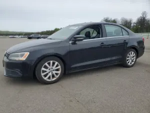 Volkswagen Jetta SE 1.8L 4 2014
