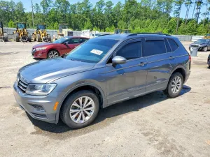 Volkswagen Tiguan 2.0L 4 2020