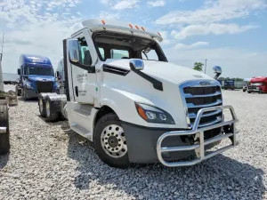 Freightliner Cascadia 12.8L 6 2025