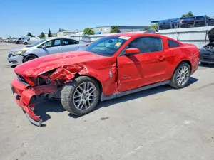 Ford Mustang 3.7L 6 2012