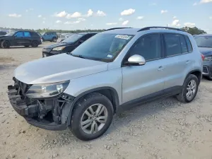 Volkswagen Tiguan 2.0L 4 2016