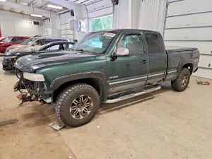 Chevrolet Silverado 1500 4.8L 8 2001
