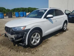 Audi Q5 2.0L 4 2021