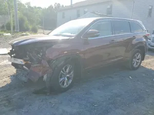 Toyota Highlander 3.5L 6 2016