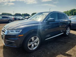 Audi Q5 2.0L 4 2018