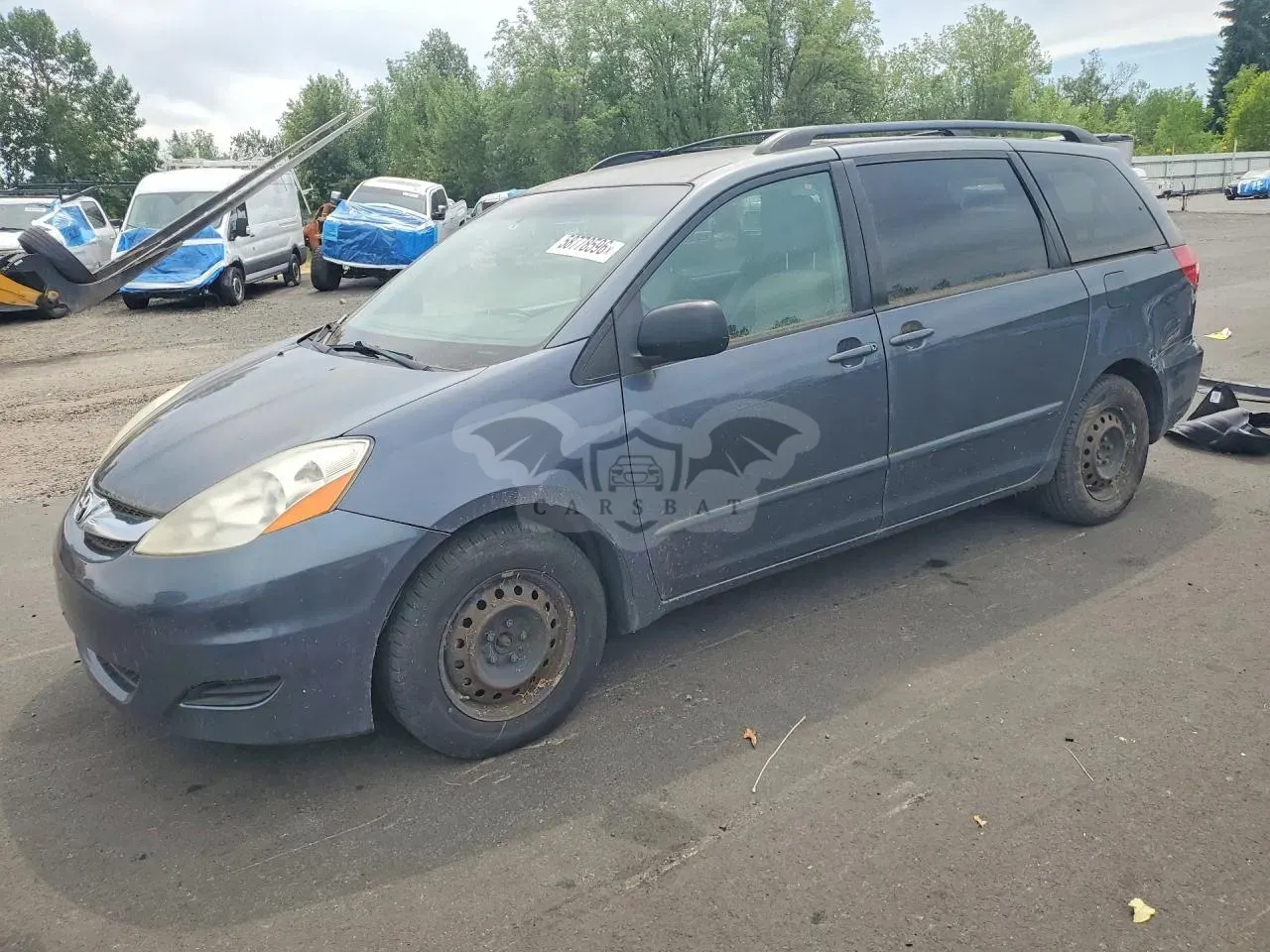 Toyota Sienna 3.5L 6 2010