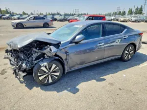Nissan Altima 2.5L 4 2020