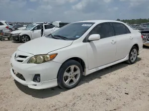 Toyota Corolla 1.8L 4 2011