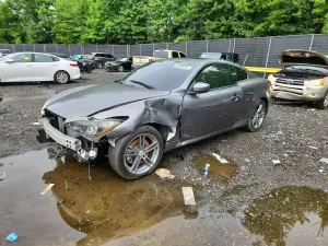 Infiniti G37 3.7L 6 2013