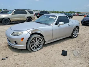 Mazda MX-5 (Miata) 2.0L 4 2007
