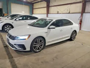 Volkswagen Passat 1.8L 4 2017