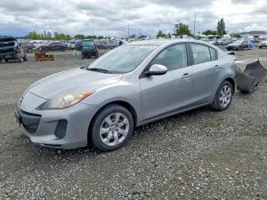 Mazda 3 2.0L 4 2013