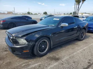 Ford Mustang 3.7L 6 2014