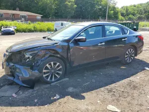 Nissan Altima 2.5L 4 2017