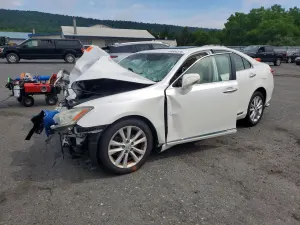Lexus ES 3.5L 6 2011