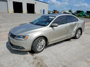 Volkswagen Jetta 1.8L 4 2014