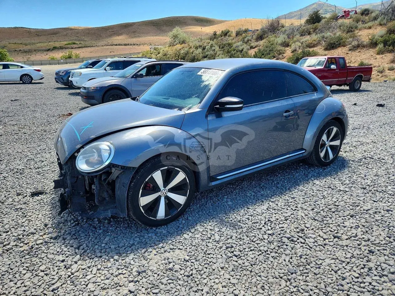 Volkswagen Beetle 2.0L 4 2012